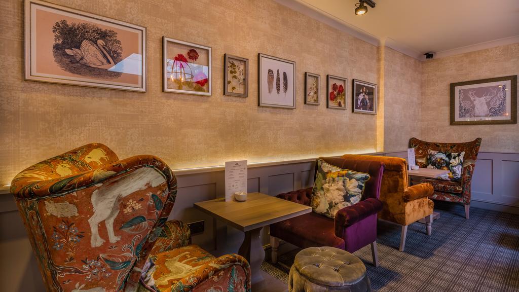 The Three Swans Hotel, Hungerford, Berkshire Bagian luar foto