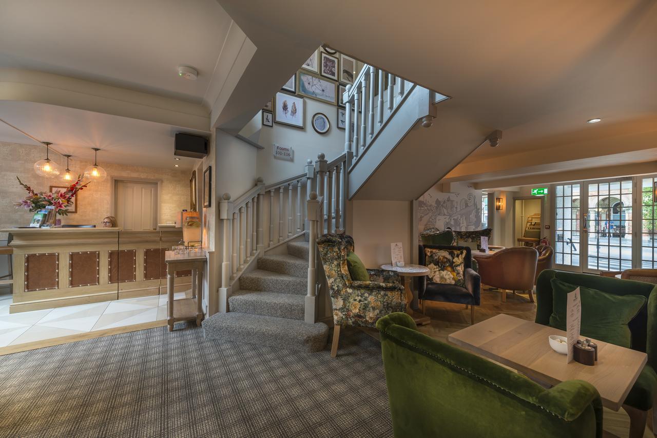 The Three Swans Hotel, Hungerford, Berkshire Bagian luar foto